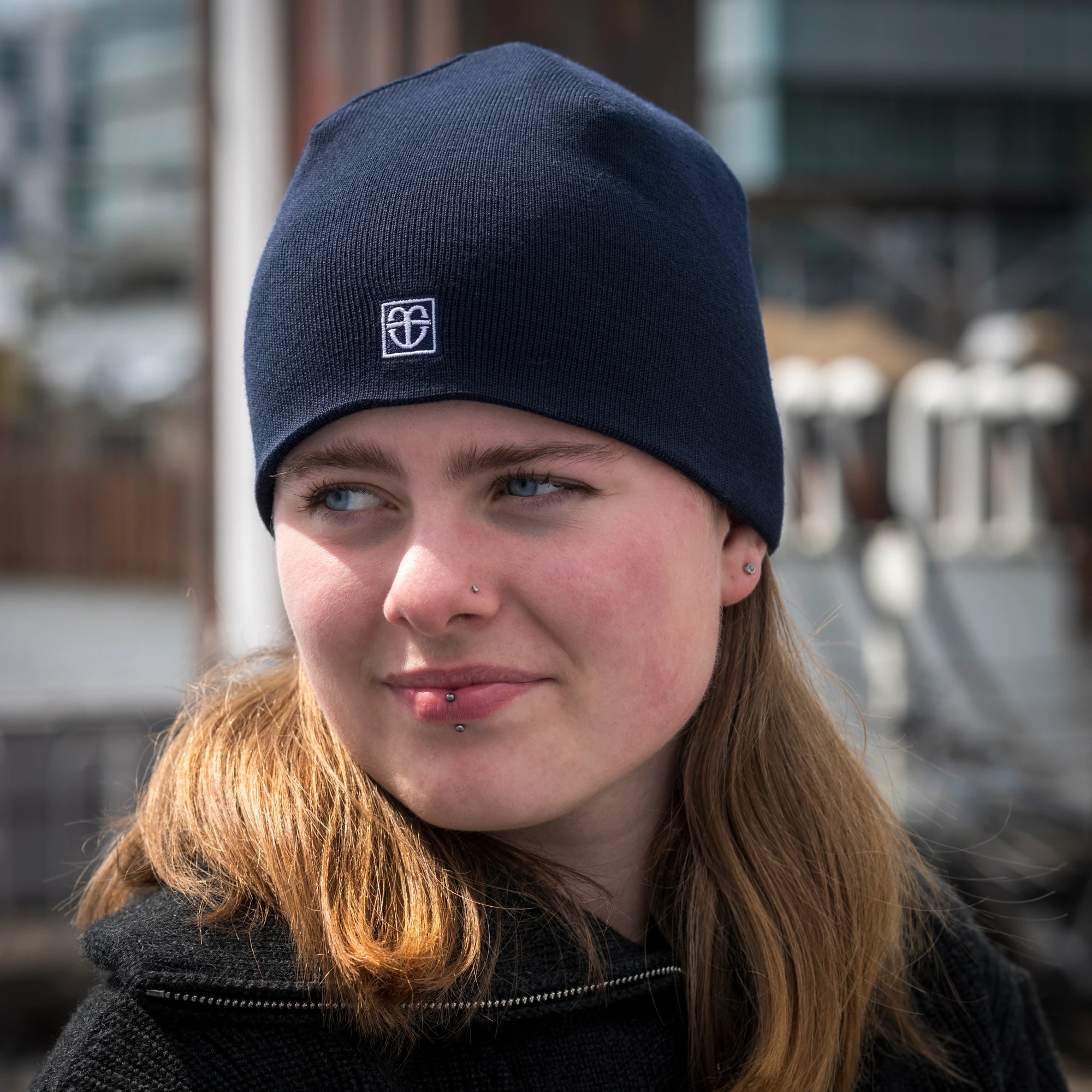 Feine Mütze glatt