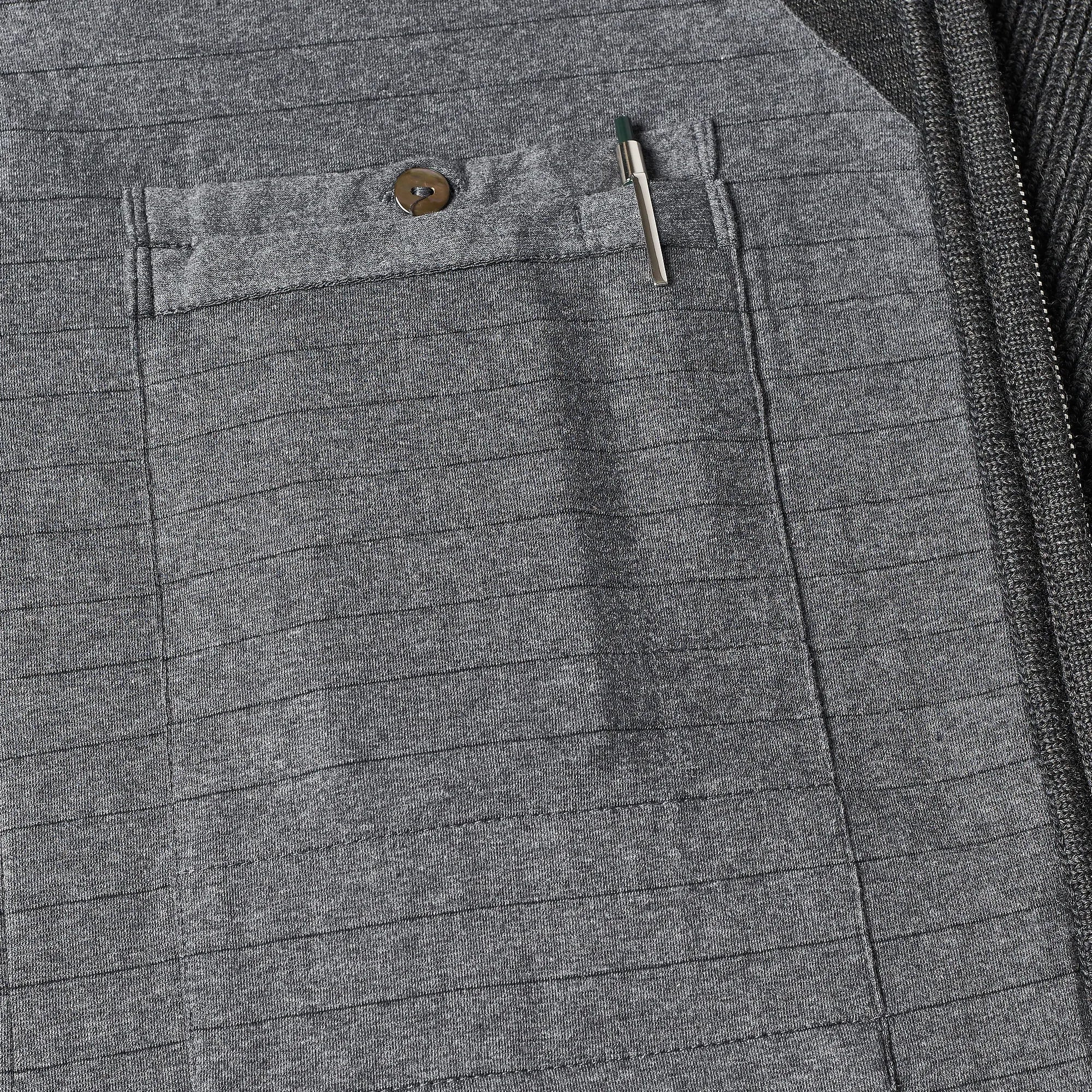 Jacke schwer mit Kapuze