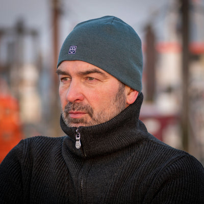 Feine Mütze glatt