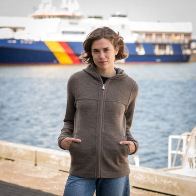 Jacke leicht mit Kapuze